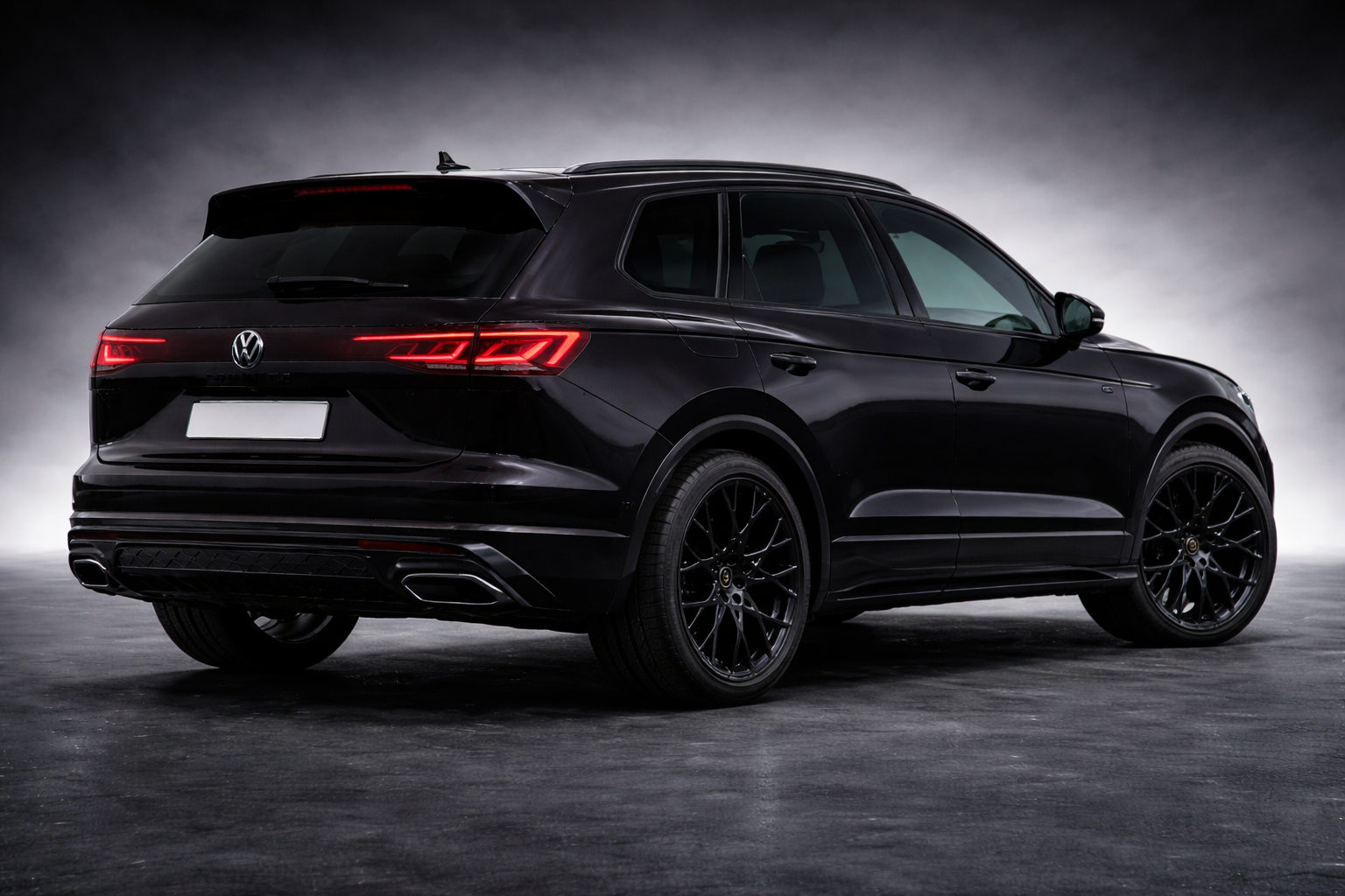 Volkswagen Touareg - View 2